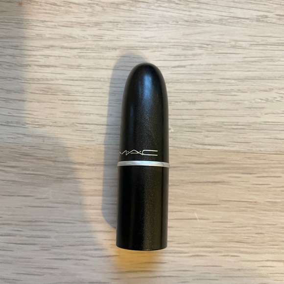 MAC mini lipstick matte D for danger NWOT - Picture 2 of 5